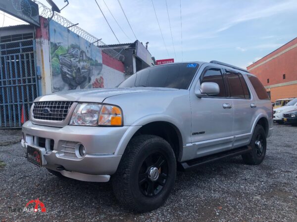 Ford Explorer XLT 4x4 automática gasolina motor 4000 7 pasajeros 2006