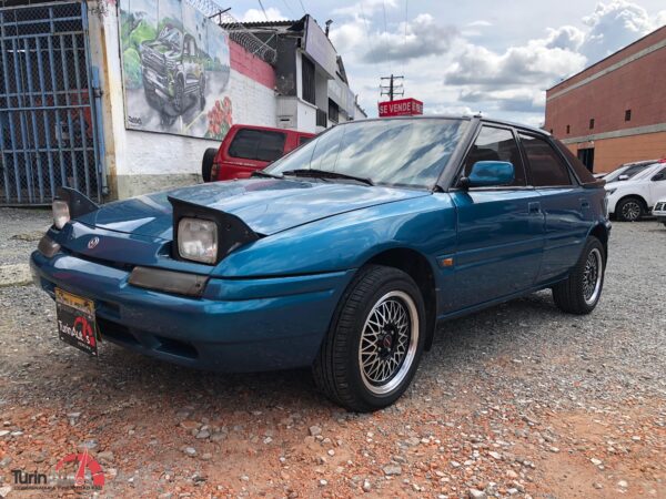 Mazda Astina mecánico 1600 modelo 1994