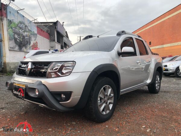 Renault Duster Oroch intens doble cabina 4x2 gasolinas motor 2.0 automática modelo 2022